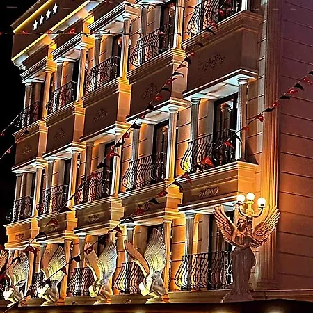 Park Milano 4*